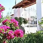 Tatil Evi Tzivras &