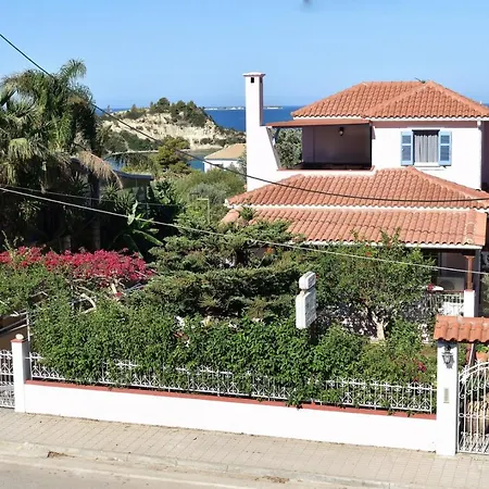 度假居 Tzivras & 拉瑟