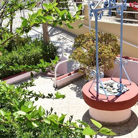 Tzivras & Holiday home