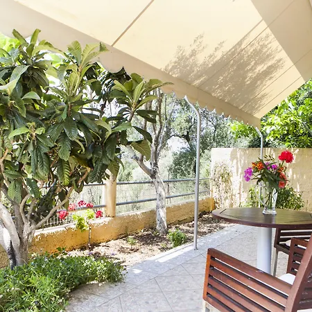 Tzivras Villa&apartments Casa vacanze *