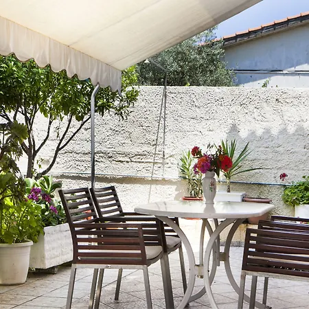 Casa vacanze Tzivras Villa&apartments *