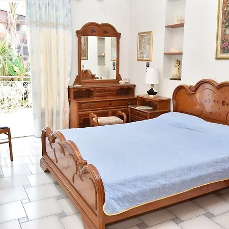 Tzivras Villa&apartments Casa vacanze