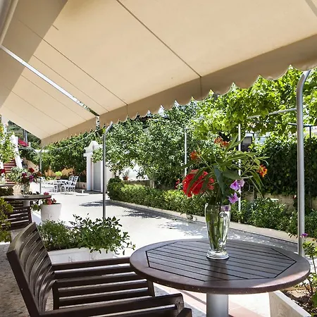 Tzivras Villa&apartments Lassi (Kefalonia)