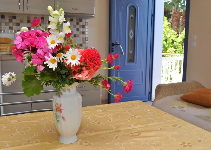 Tzivras & Holiday home