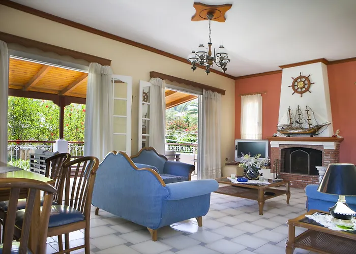 Holiday home Tzivras &