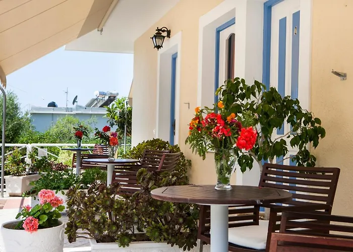 Tzivras & Holiday home