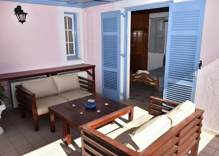 Tzivras & Holiday home