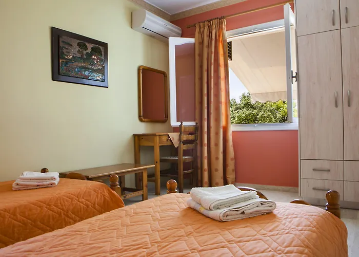 Holiday home Tzivras & *