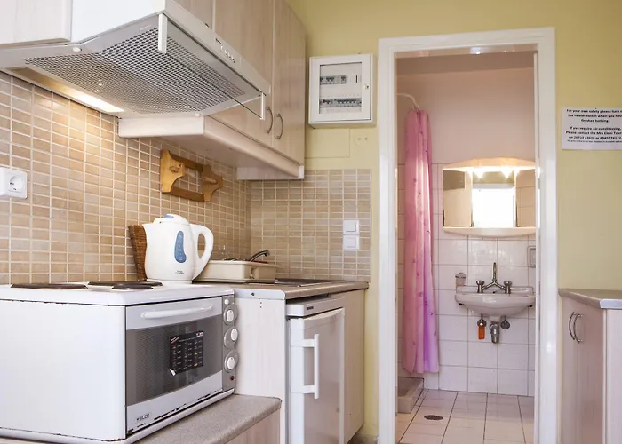 Tzivras & Holiday home Lassi (Kefalonia)