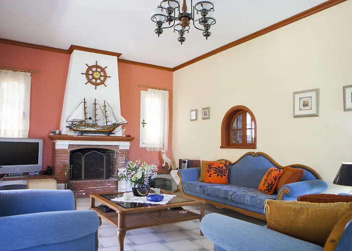 Holiday home Tzivras &