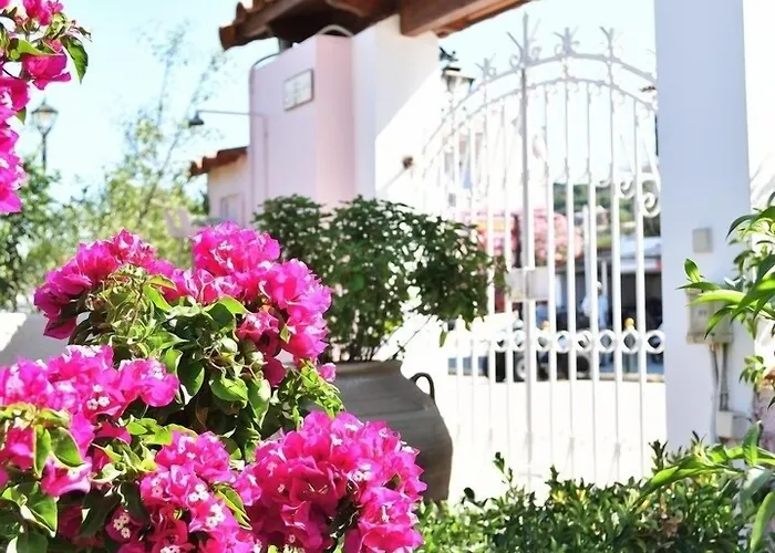 Holiday home Tzivras &