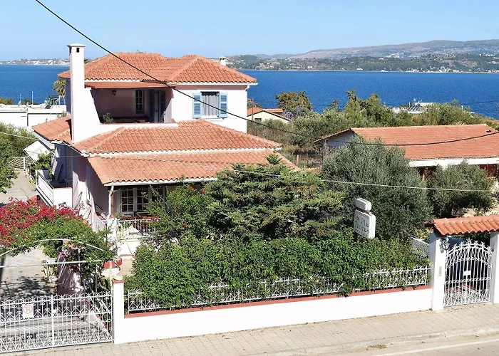 Holiday home Tzivras &